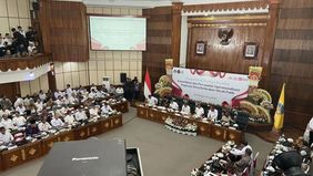 Menteri Koordinator Bidang Pangan, Zulkifli Hasan, memimpin langsung Rapat Konsolidasi dan Percepatan Operasionalisasi Koperasi Desa/Kelurahan (Kopdes) Merah Putih yang berlangsung di Denpasar, Bali.