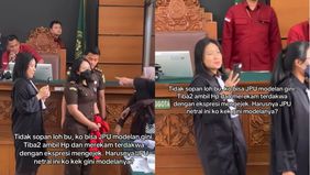 Suasana persidangan lanjutan kasus dugaan pemerasan yang menjerat Nikita Mirzani memanas di Pengadilan Negeri Jakarta Selatan, Kamis, 7 Agustus 2025