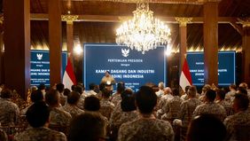 Presiden Prabowo Subianto memberikan pengarahan sekaligus melepas keberangkatan anggota Kamar Dagang dan Industri (KADIN) Indonesia menuju kegiatan retreat di Magelang, Jawa Tengah, pada 8 hingga 10 Agustus 2025. 