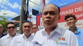 Menteri Koperasi dan UKM, Budi Arie Setiadi, menyatakan bahwa Koperasi Merah Putih di wilayah Tegal Harum, Denpasar Barat, Bali, berpotensi dijadikan sebagai percontohan koperasi berbasis kelurahan di lingkungan kota.