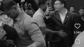 Prabowo tertawa menyaksikan anak buahnya itu dihalau Paspampres