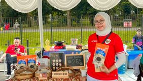 Dalam situasi ekonomi yang penuh tantangan saat ini, keinginan untuk mandiri secara finansial semakin menguat di kalangan masyarakat. Banyak orang mulai mempertimbangkan kembali arah hidup dan karier mereka, bahkan tidak sedikit yang memutuskan untuk