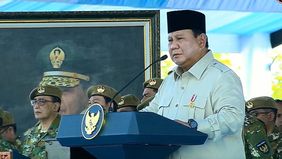 Presiden Prabowo Subianto memimpin Upacara Gelar Pasukan Operasional dan Kehormatan Militer di Lapangan Udara Suparlan, Pusdiklatpassus, Batujajar, Bandung, Minggu 10 Agustus 2025.