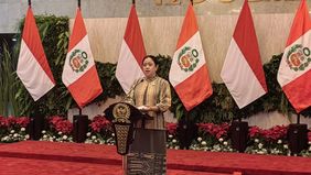 Ketua DPP PDI Perjuangan Puan Maharani meminta publik menunggu kejutan terkait sosok Sekretaris Jenderal (Sekjen) baru PDIP yang akan ditentukan langsung oleh Ketua Umum PDIP, Megawati Soekarnoputri.