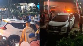  Suasana dramatis terjadi di Perumahan Bukit Cengkeh 2, Tugu, Kecamatan Cimanggis, Depok, Jawa Barat pada Senin malam, 11 Agustus 2025, ketika sebuah mobil terperosok ke kali di dekat gerbang masuk perumahan.
