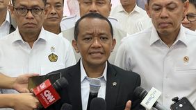 Menteri Energi dan Sumber Daya Mineral (ESDM) Bahlil Lahadalia menegaskan tidak ada perlakuan khusus bagi Amerika Serikat dalam pengelolaan tambang mineral kritis di Indonesia. Ia memastikan semua negara memiliki kesempatan setara untuk berinvestasi.