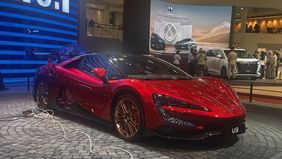 Gabungan Industri Kendaraan Bermotor Indonesia (GAIKINDO) mencatat peningkatan penjualan mobil pada Juli 2025, dengan Toyota, Daihatsu, dan Suzuki menempati posisi teratas baik di segmen wholesales maupun retail sales.
