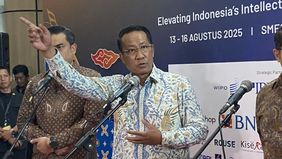 Menteri Hukum (Menkum) Supratman Andi Agtas menyatakan bahwa kritik publik mengenai pengelolaan royalti justru menjadi dorongan atau booster bagi pemerintah untuk melakukan perbaikan ke depan.
