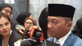 Di Gedung Parlemen, Senayan, Jakarta, Presiden RI Prabowo Subianto hadir dalam Sidang Tahunan MPR RI pada Jumat menggunakan Pakaian Sipil Lengkap (PSL).