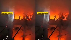 Kebakaran terjadi di Jalan Kramat, Gang Sawo, Kelurahan Lenteng Agung, Kecamatan Jagakarsa, Jakarta Selatan, pada Sabtu (16/8) malam.