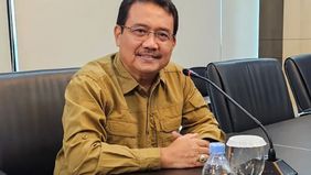 Guru Besar Hukum dari Universitas Jenderal Soedirman (Unsoed) Purwokerto, Prof. Hibnu Nugroho, mengungkapkan keprihatinannya terhadap pemberian remisi kepada sejumlah narapidana korupsi (koruptor) pada peringatan Hari Ulang Tahun ke-80 Kemerdekaan Re