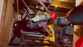 Warga dikejutkan dengan penemuan mayat di ruang genset sebuah SPBU yang berlokasi di Jalan Bypass Ngurah Rai, Suwung Kangin, Kecamatan Denpasar Selatan, Kota Denpasar, Bali.
