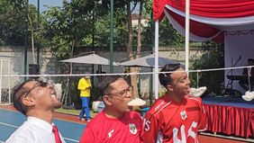  17 Agustus 1945 merupakan hari yang sangat bersejarah buat bangsa Indonesia, karena tepat hari tersebut bangsa Indonesia menyatakan kemerdekaannya.
Dimana setiap tahun kita semua memperingatinya dengan berbagai kegiatan, termasuk aneka lomba rakyat 