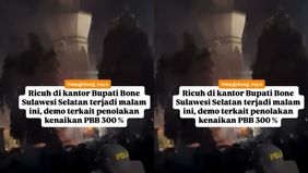 Mencekam, Ricuh di kantor Bupati Bone terjadi malam ini, demo terkait penolakan masyarakat Bone terhadap kenaikan Pajak Bumi dan Bangunan (PBB) sebesar 300 persen.