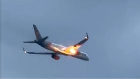 Sebuah pesawat Boeing 757-300 milik Condor Airlines dengan 273 penumpang mengalami insiden menegangkan ketika api terlihat menyembur dari sayap kanan tak lama setelah lepas landas. Peristiwa itu memaksa pilot melakukan pendaratan darurat untuk menceg