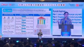 Otoritas Jasa Keuangan (OJK) melaporkan rata-rata 700–800 aduan penipuan (scam) masuk setiap hari ke Indonesia Anti Scam Centre (IASC). Angka ini jauh lebih tinggi dibandingkan dengan negara tetangga seperti Singapura, Hong Kong, dan Malaysia.