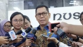 Wakil Ketua DPR RI Adies Kadir memberikan klarifikasi terkait pernyataan sebelumnya mengenai tunjangan yang diterima oleh para anggota dewan. Ia mengakui bahwa informasi yang ia sampaikan sebelumnya mengenai jumlah tunjangan ternyata tidak akurat.