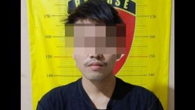 Mereka juga menjual obat keras lainnya tanpa izin edar.