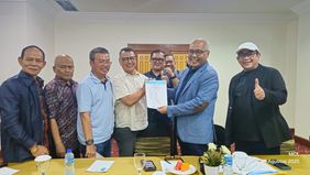 Bakal calon Ketua Umum PWI Pusat, Akhmad Munir, berhasil mengantongi dukungan mayoritas dengan sedikitnya 20 PWI Daerah Provinsi. Dukungan ini diyakini akan terus bertambah dari beberapa provinsi lain hingga hari pelaksanaan kongres.