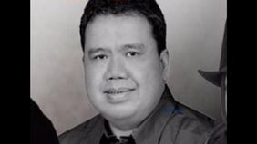Ia meninggal dunia di rumah sakit malam tadi