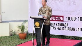 Tim ini beranggotakan mahasiswa, dosen dan alumni perguruan tinggi