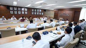  Badan Amil Zakat Nasional (BAZNAS) RI secara resmi menyerahkan Surat Keputusan (SK) pembentukan Unit Pengumpul Zakat (UPZ) BAZNAS Kementerian Pekerjaan Umum sebagai upaya meningkatkan potensi Zakat, Infak, dan Sedekah (ZIS) di Indonesia.