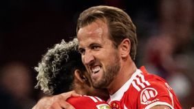 Gol pembuka Bayern kemudian baru tercipta satu menit setelah peluang Kane melalui Michael Olise. Dengan tembakan kaki kanannya, Olise menjebol gawang Leipzig.