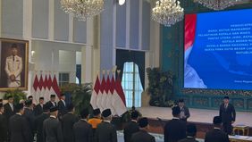 Acara dimulai pukul 10.00 WIB, dengan dihadiri pejabat negara, menteri, dan keluarga dari para pejabat yang dilantik. Prosesi pelantikan berlangsung dengan penuh khidmat sesuai tata cara kenegaraan.