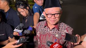 Menteri Pendidikan Dasar dan Menengah Abdul Mu’ti menyampaikan bahwa pemerintah tengah mengupayakan peningkatan kesejahteraan guru honorer melalui penambahan insentif bulanan.