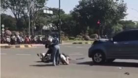 Kanit Gakkum Satlantas Polres Tangsel Iptu Michael Bagus membenarkan peristiwa tersebut. Dirinya mengatakan bahwa kecelakaan yang terjadi persis di dekat TL Foresta itu menyebabkan dua korban luka.