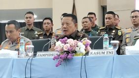Satuan Tugas Penertiban Kawasan Hutan (Satgas PKH) menyatakan bahwa prioritas utama mereka adalah mengembalikan lahan hutan yang disalahgunakan untuk kegiatan ilegal seperti perkebunan sawit dan pertambangan.