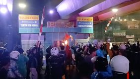 Kerusuhan terjadi di kawasan Senen, Jakarta Pusat, Kamis, 28 Agustus 2025 malam. 