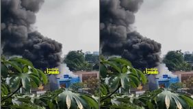Namun belum diketahui penyebab kebakaran tersebut, arus lalu lintas di sekitaran lokasi terpantau padat imbas ada nya Kebakaran ruko tersebut