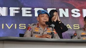 Keduanya berada di dalam kendaraan rantis yang menewaskan driver ojol Affan Kurniawan. Personel yang masuk dalam kategori pelanggaran berat dapat dituntut dan terancam hukuman pemberhentian tidak dengan hormat (PTDH).