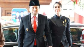  Sebuah unggahan di platform X memunculkan klaim bahwa rumah dinas Wakil Gubernur Jawa Timur, Emil Dardak, menjadi sasaran amuk massa dan mengalami pembakaran serta penjarahan.