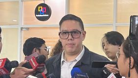 Komisi I DPR RI meminta Kementerian Luar Negeri (Kemlu) segera mengevaluasi sistem keamanan perwakilan Indonesia di luar negeri setelah Zetro Leonardo Purba, staf KBRI di Lima, Peru, tewas ditembak orang tak dikenal.