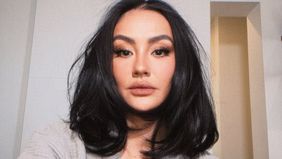 Agnez Mo ikut bereaksi dan mengomentari soal kondisi Indonesia saat ini, yang dipenuhi dengan kericuhan massa dengan wakil rakyat.