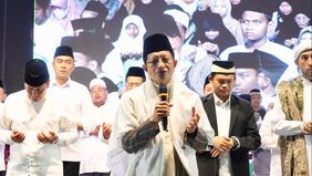 Menag Nasaruddin Umar pimpin Dzikir dan Doa Bersama untuk Negeri yang digelar di Pondok Pesantren Al Ikhlas Assalam, Tangerang, Banten, Selasa (2/9/2025).