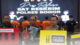 Polisi menetapkan empat orang sebagai tersangka atas dugaan provokasi dan rencana penyerangan markas Brimob di Cikeas, Bogor, Jawa Barat. Para tersangka berinisial RP, A, BS, dan M itu disebut hanya berniat menciptakan kerusuhan.
