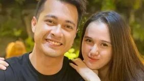 Eza Gionino Digugat cerai oleh Meiza Aulia, usai 7 tahun menikah dan dikaruniai 3 orang anak.