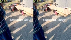 Kamis 4 September 2025 sekitar pukul 15.00 WIB
Sebuah kecelaakan terjadi antara seorang pengendara motor dan sebuah mobil kontainer di Jalan Akses Marunda (Titik Kenal Sebelum Sekolah SMP 244 Arah Marunda) Cilincing Jakarta Utara.Seorang lelaki penge