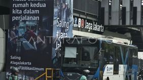 Gubernur DKI Jakarta Pramono Anung Wibowo menyampaikan bahwa Jakarta menempati posisi ke-17 dari 50 kota terbaik di dunia dalam hal transportasi publik pada 2025, menurut survei internasional Time Out.