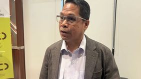 Kementerian Energi dan Sumber Daya Mineral (ESDM) menegaskan tidak ada tambahan impor bahan bakar minyak (BBM) bagi pengelola stasiun pengisian bahan bakar umum (SPBU) swasta seperti Shell, BP, dan Vivo, serta memastikan impor tetap disinkronkan deng