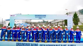 PT Pertamina Geothermal Energy Tbk (PGE) (IDX: PGEO) memulai babak baru dalam pengembangan energi bersih di Indonesia dengan meresmikan Pilot Project Green Hydrogen (Hidrogen Hijau) Ulubelu di Kabupaten Tanggamus, Lampung, Selasa 9 September 2025.