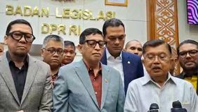 Mantan Wakil Presiden (Wapres) Jusuf Kalla (JK) berharap semua tuntutan 17+8 dari masyarakat direspons pemerintah, DPR, sampai TNI-Polri. 