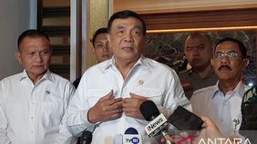 Majelis Hakim Pengadilan Negeri Padang, Sumatera Barat, menjatuhkan hukuman penjara seumur hidup kepada mantan Kabagops Polres Solok Selatan, Dadang Iskandar. Ia terbukti bersalah dalam kasus pembunuhan berencana terhadap rekannya, Kasat Reskrim Polr