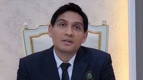 Bupati Indramayu Lucky Hakim ngaku tengah fokus ke program sekolah rakyat, dan enggan memberikan tanggapan soal  kasus dugaan korupsi perumahan DPRD di tahun 2022 lalu.