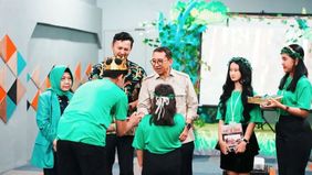 Menteri Kebudayaan (Menbud) Fadli Zon menilai cerita rakyat Indonesia menyimpan kekayaan sejarah yang setara, bahkan lebih tua, dibandingkan kisah klasik dunia, sehingga sangat potensial dihidupkan kembali melalui film.
