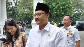 Presiden RI Prabowo Subianto memanggil Menteri Sosial Saifullah Yusuf atau Gus Ipul ke Istana Kepresidenan, Jakarta, Jumat sore, untuk memastikan penyaluran bansos benar-benar tepat sasaran dan hanya diberikan kepada warga yang berhak.