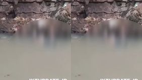 Saat ini sudah dalam penanganan petugas terkait. Belum diketahui penyebab pasti kejadian tersebut.